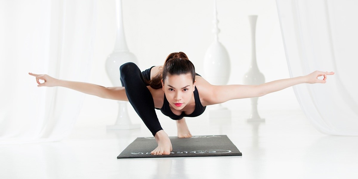 (Tập luyện Yoga nhẹ nhàng giúp nữ Bính Tý cải thiện sức khoẻ, nâng cao tinh thần tích cực)